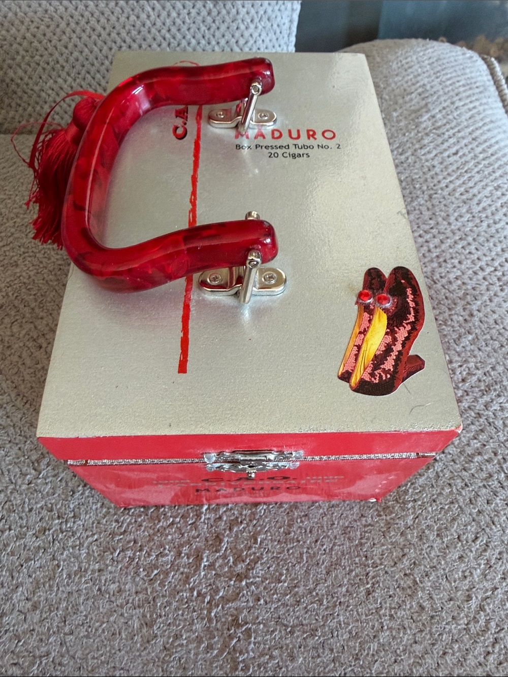 Maduro cigar box
